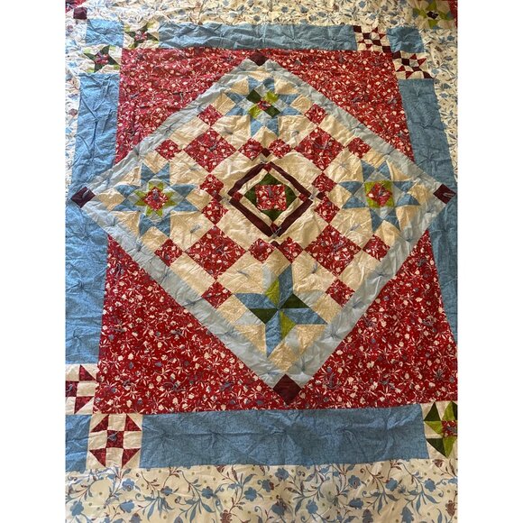 Vintage-Style Handmade Patchwork Quilt 82”x72” – Cozy Farmhouse Shabby Chic Red - Picture 2 of 10